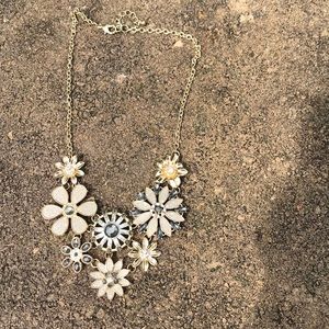 Gold Floral Nexklace